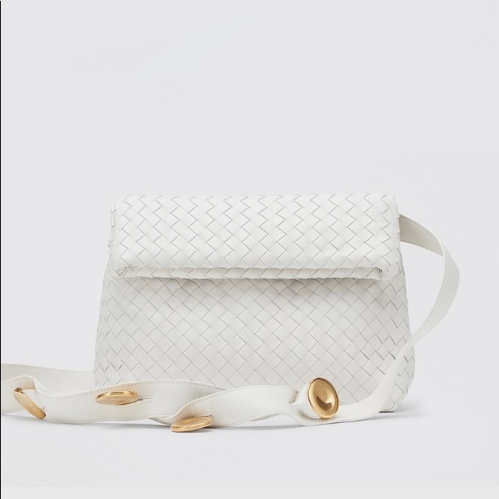 Bottega Veneta The Fold Padded Intrecciato Crossbody in Chalk color